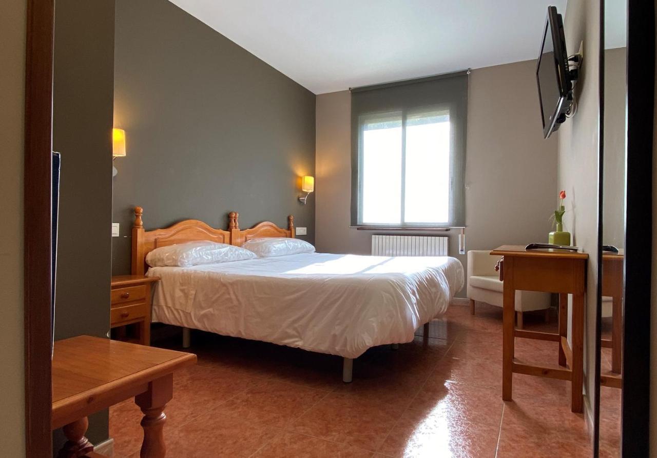 Hotel Casa Custodio La Puebla de Roda ภายนอก รูปภาพ
