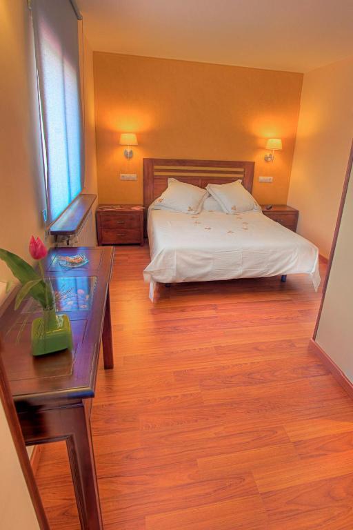 Hotel Casa Custodio La Puebla de Roda ห้อง รูปภาพ