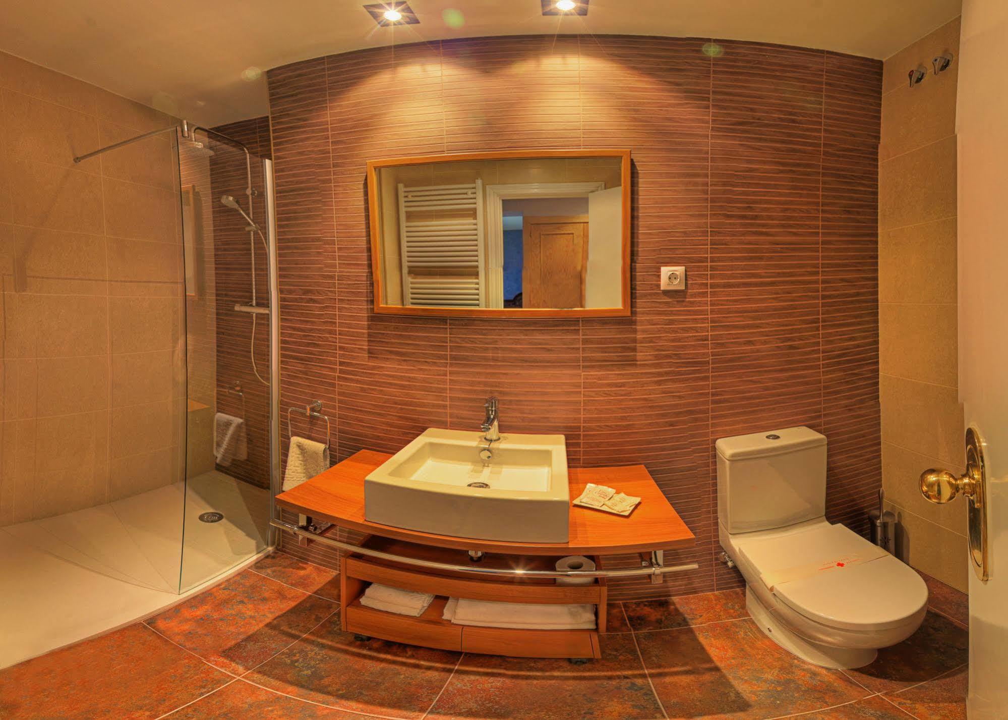 Hotel Casa Custodio La Puebla de Roda ภายนอก รูปภาพ